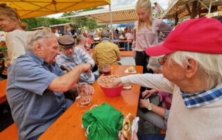 Bayreuther Volksfest: Ausflug der Bewohnerinnen und Bewohner der AWO-Hausgemeinschaften (Bildergalerie)