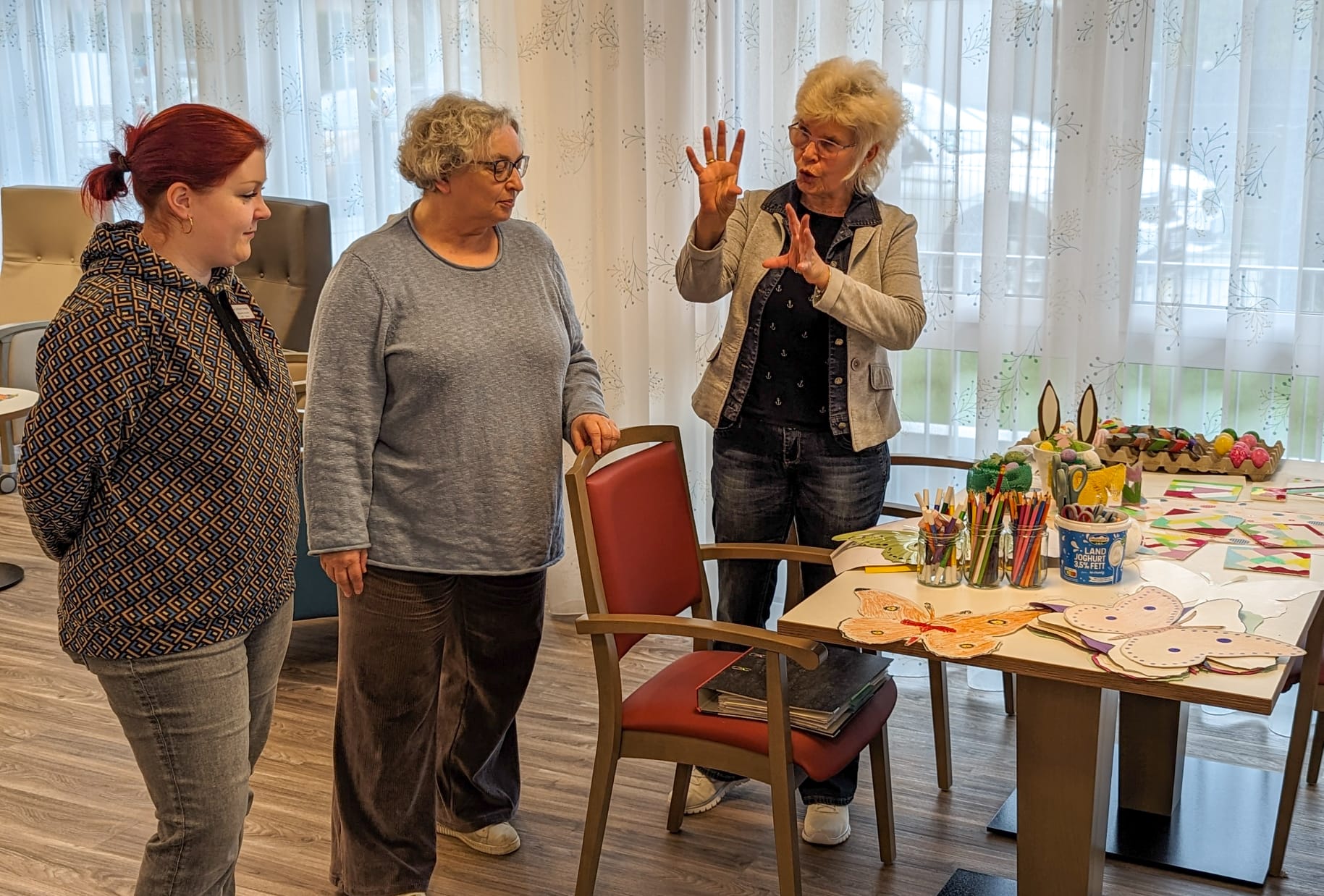 Seniorenbeirat des Landkreises Bayreuth besucht AWO Tagespflege in Heinersreuth