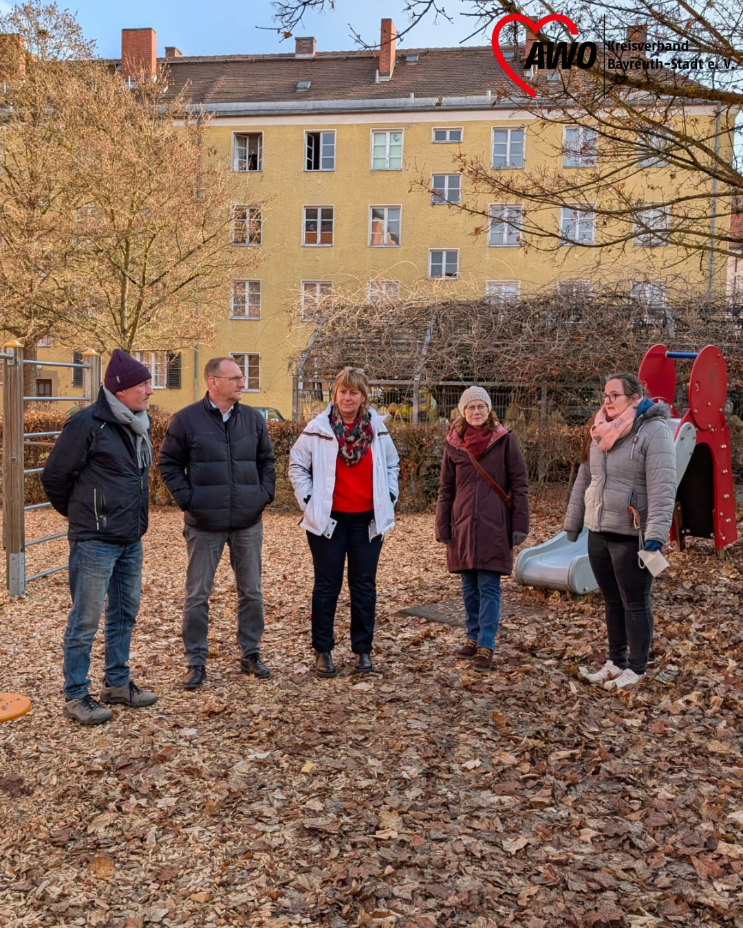 AWO vor Ort: Stadträte besichtigen Einrichtungen der Kinder- und Jugendhilfe mit dringendem Sanierungsbedarf AWO vor Ort: Stadträte besichtigen Einrichtungen der Kinder- und Jugendhilfe mit dringendem Sanierungsbedarf