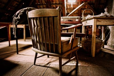 attic-4635222_1920